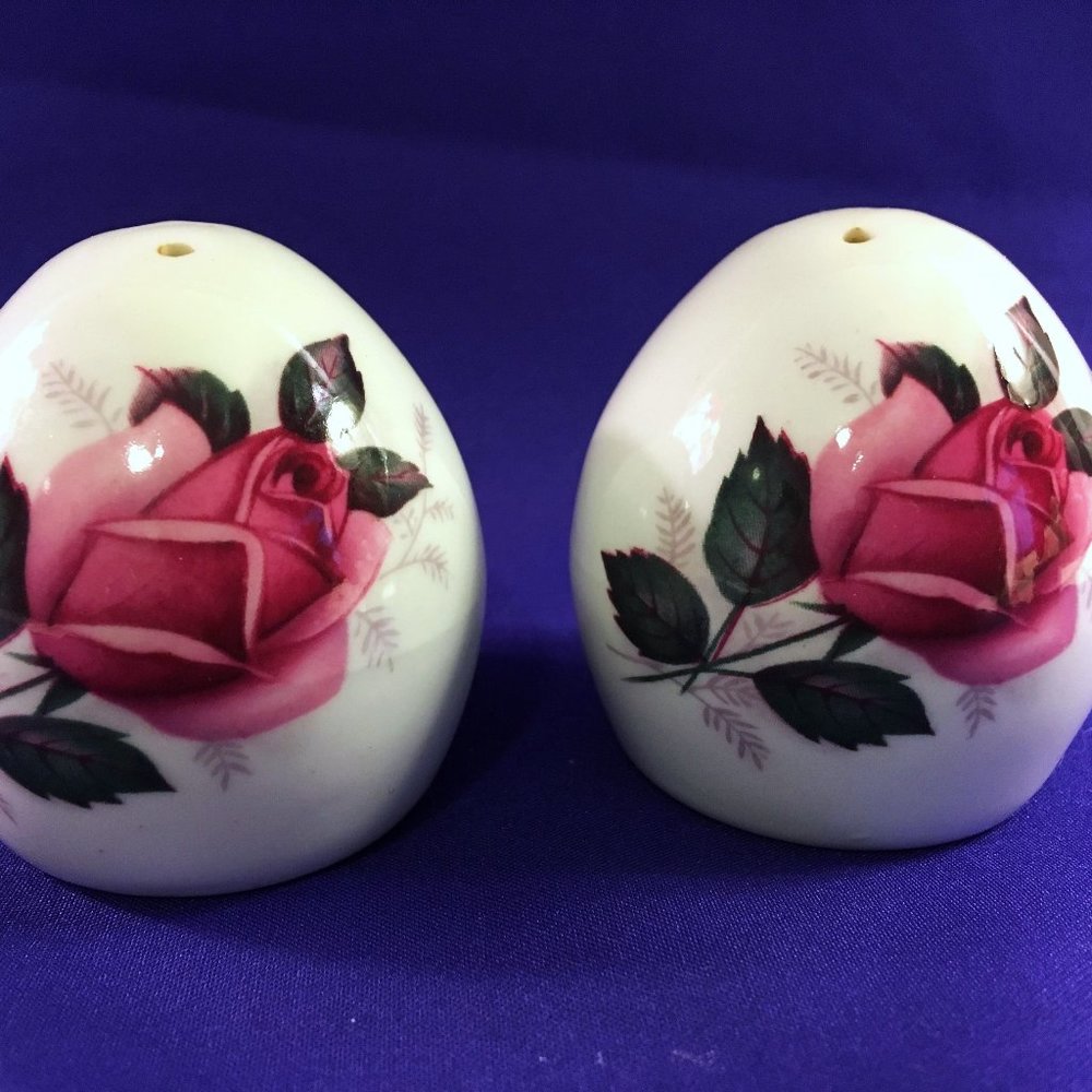 Sandford Fine Bone China Salt & Pepper Shakers Pink Rose Design Made in England